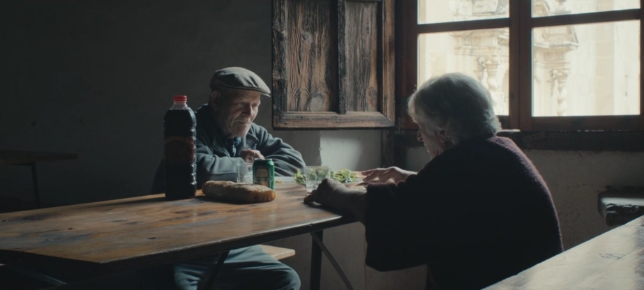 40 anni soli in un borgo sperduto Tenera storia di Martín e Sinforosa