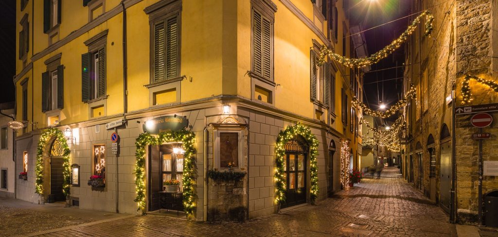 È tempo di Natale in Città Alta 20 foto che sembrano una fiaba - Prima Bergamo