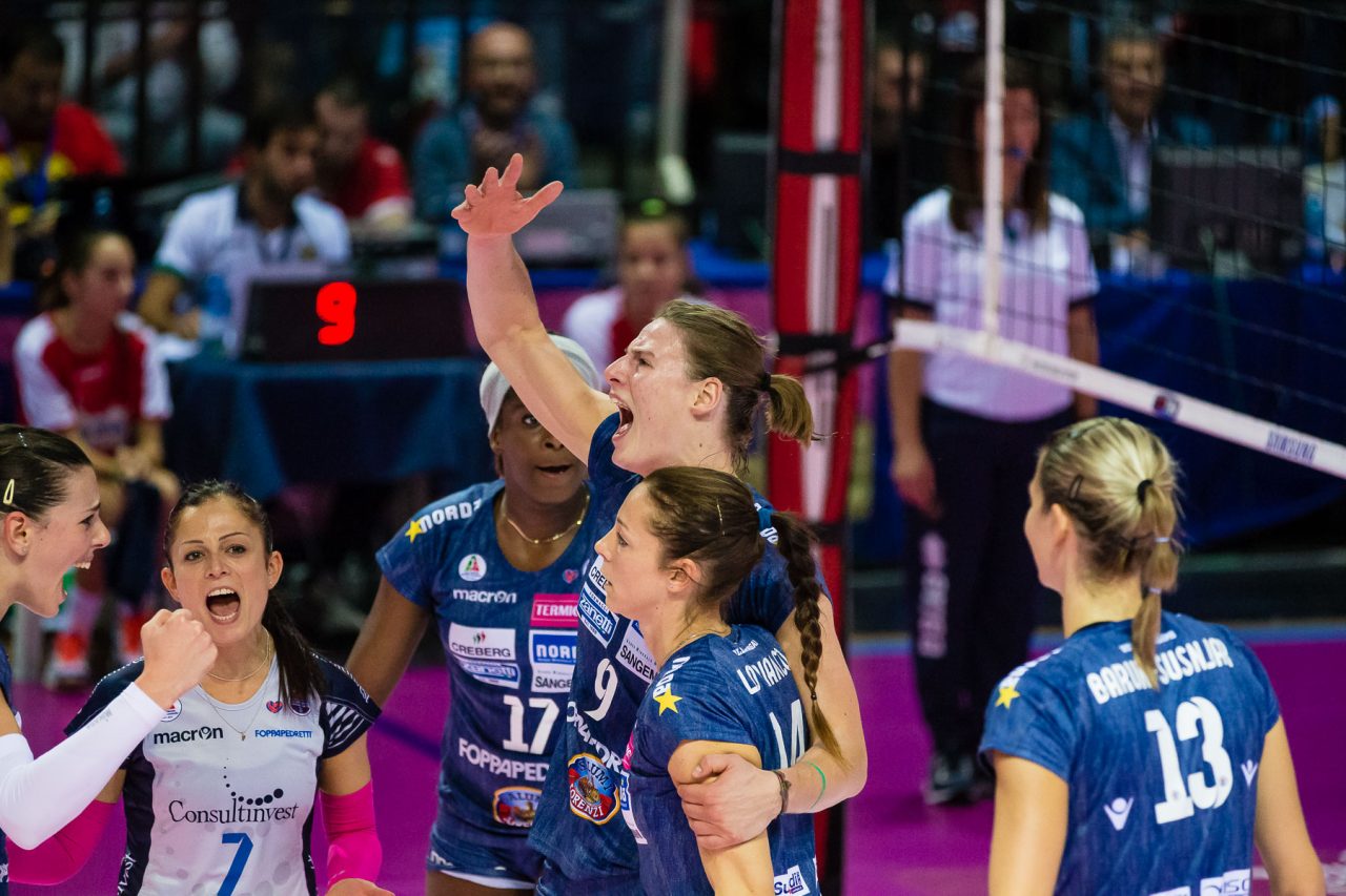 73 minuti di pallavolo perfetta Così la Foppa ha demolito Modena