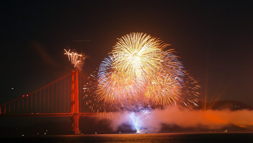 fireworks-825652_1280