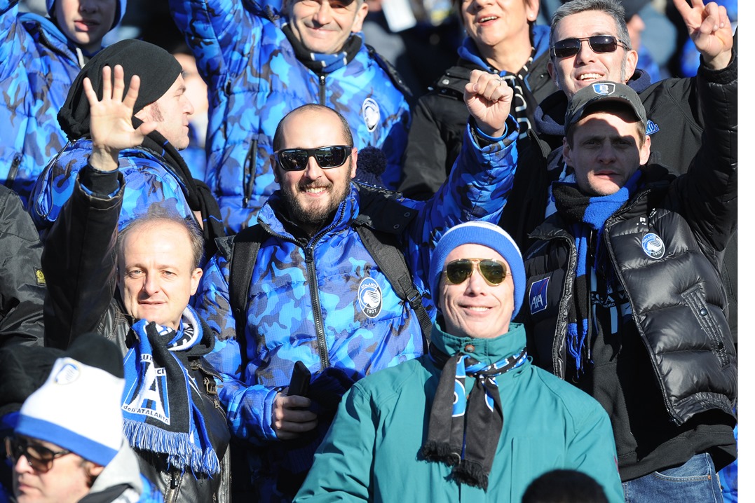 Atalanta-Inter, volto allegro del tifo (Alla faccia di chi usa la violenza)