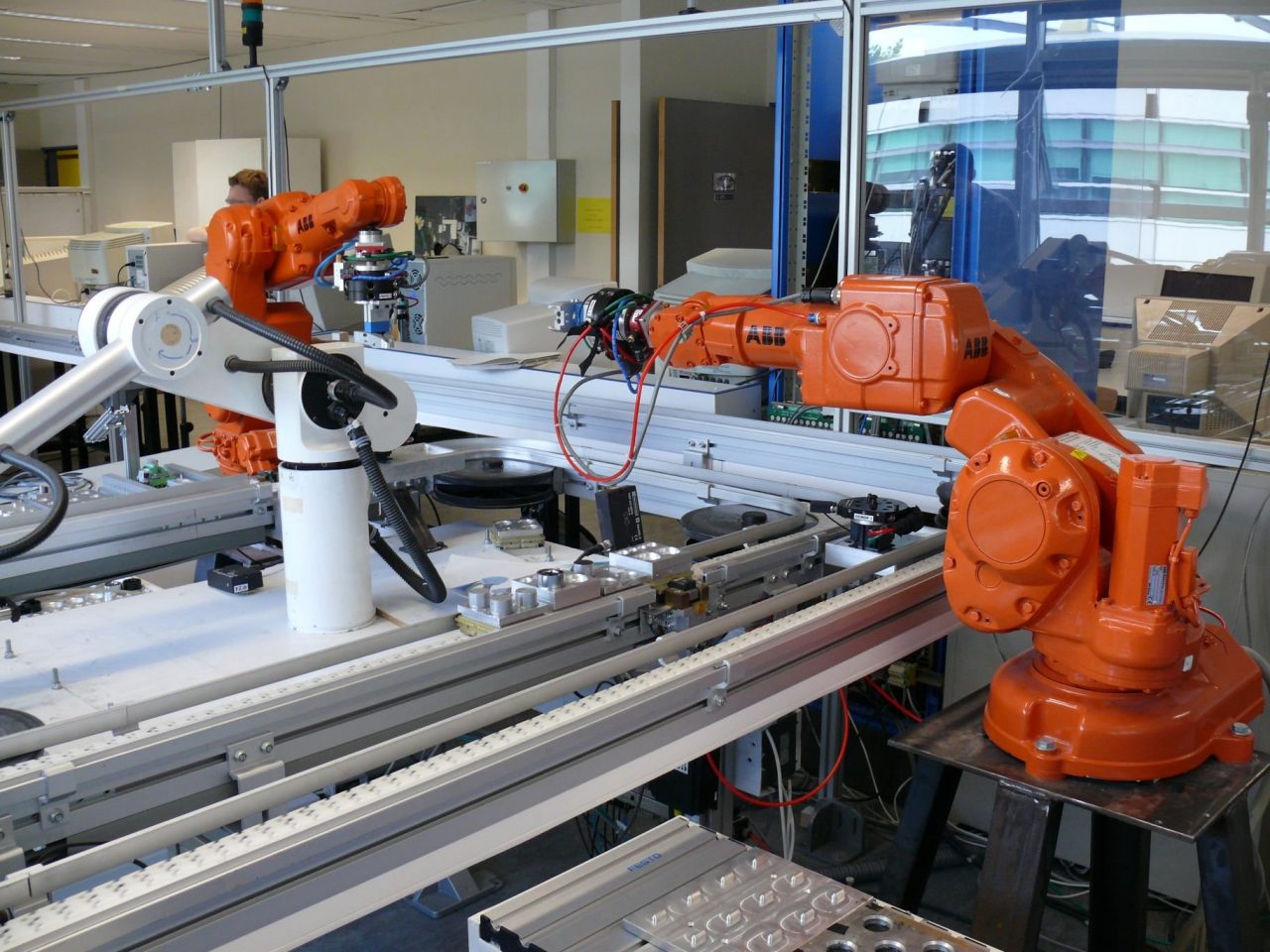 La rivoluzione smartphone è finita Prepariamoci all’invasione dei robot