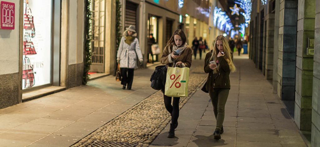 Dal 4 gennaio al via i saldi invernali: a Bergamo spese sopra la media nazionale