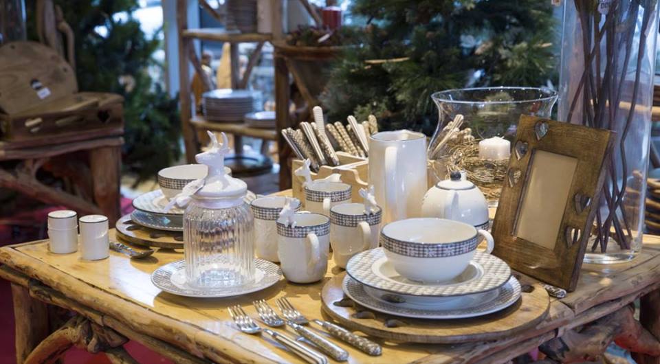 La bottega Dolfi Home in Città Alta Il calore del legno e dell’artigianalità