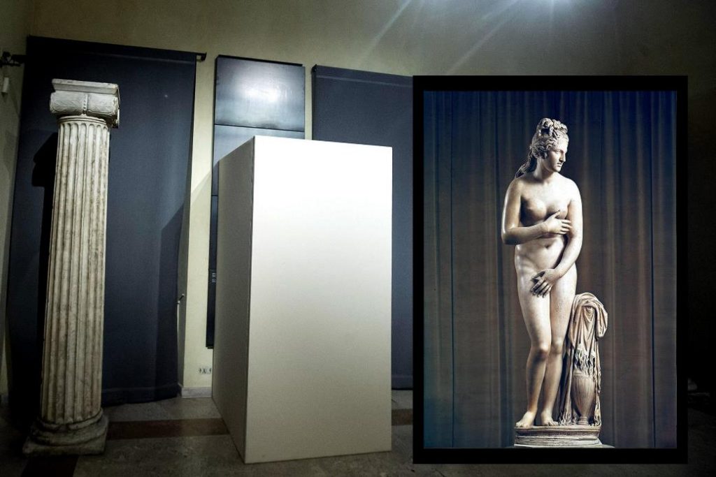 Era giusto o no coprire le statue? (la cortesia non fa mai male)
