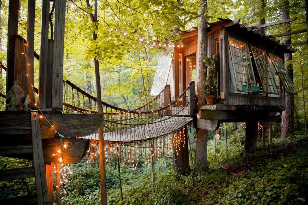 secluded intown treehouse