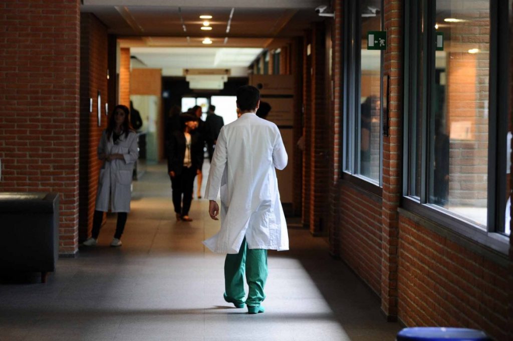 La sanità privata in Bergamasca aumenta gli utili. Ma gli stipendi del personale sono fermi