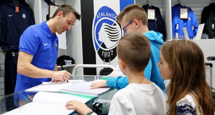 Bellini, l’annuncio tra i tifosi «Ultimi tre mesi da calciatore»