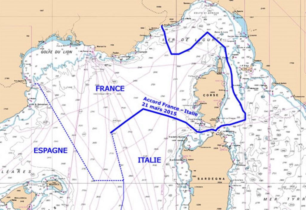 L’Italia ha davvero venduto un pezzo di mare alla Francia?