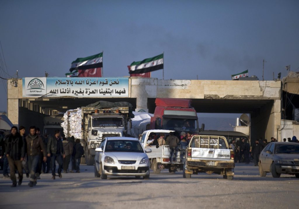 20MILA PROFUGHI IN FUGA DA ALEPPO, MA CHIUSA FRONTIERA TURCA