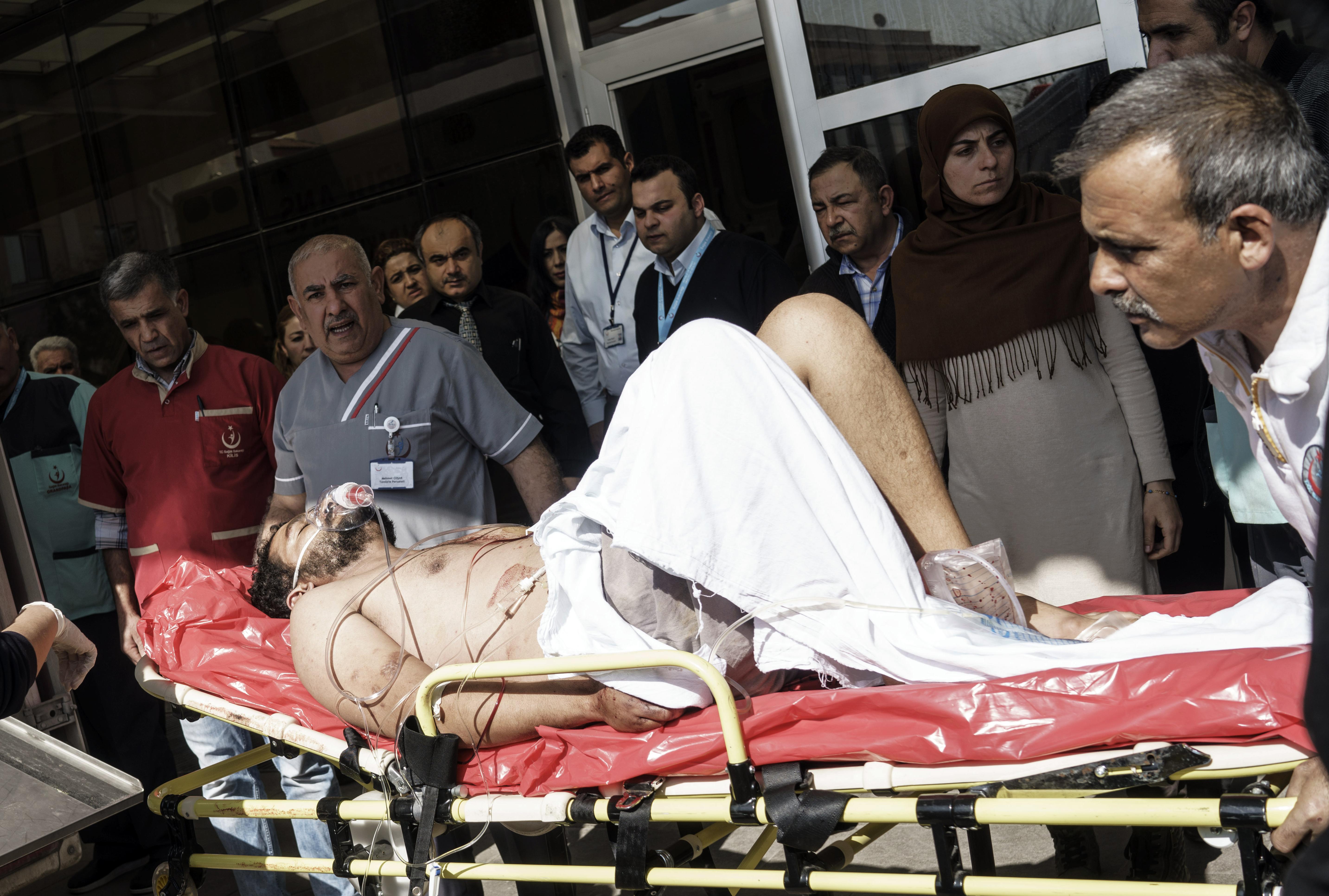 Siria: tv, 9 morti in raid russo su ospedale Msf