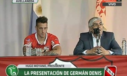 Ecco Denis all'Independiente E su Twitter i tifosi fanno festa
