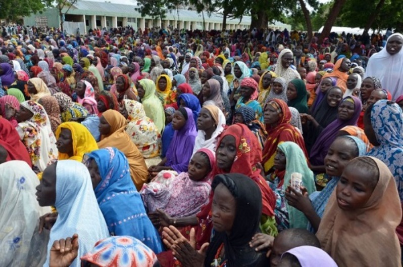 Nigeria, vede suo padre tra la folla e la kamikaze non si fa esplodere