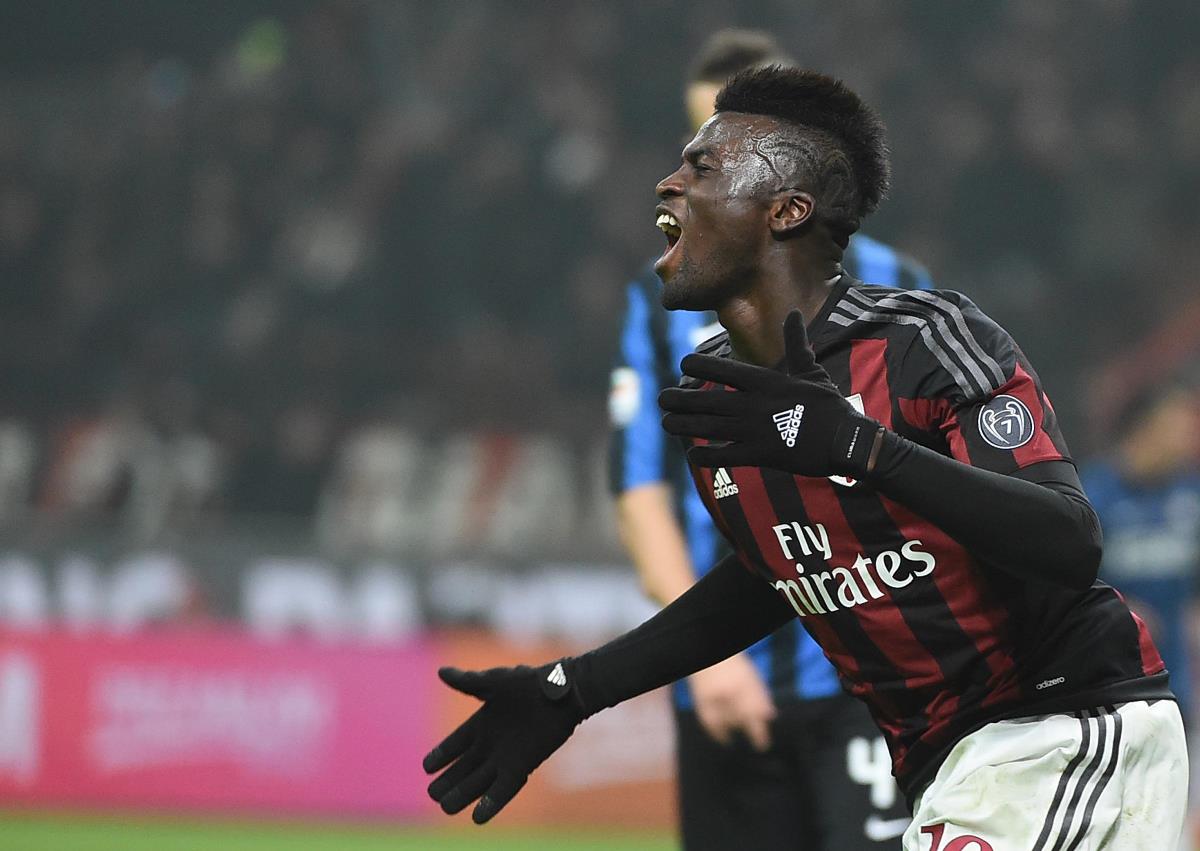 L’esultanza (pacata) di Salvini per la vittoria del Milan al derby