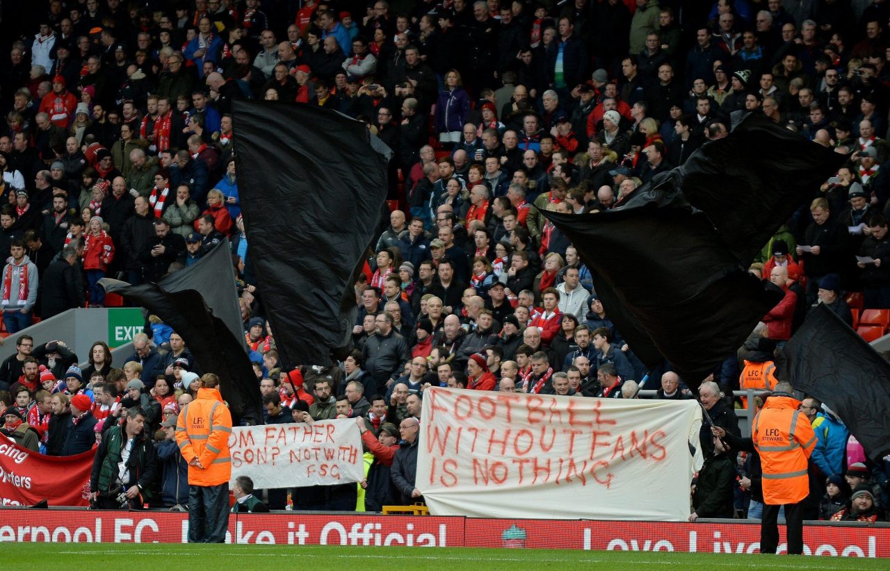 Costa troppo andare allo stadio I tifosi inglesi e tedeschi protestano