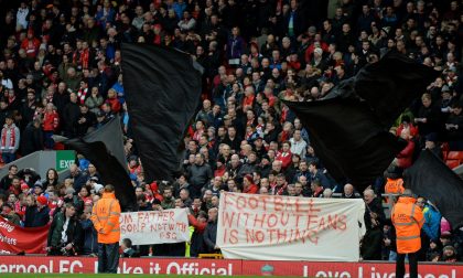 Costa troppo andare allo stadio I tifosi inglesi e tedeschi protestano