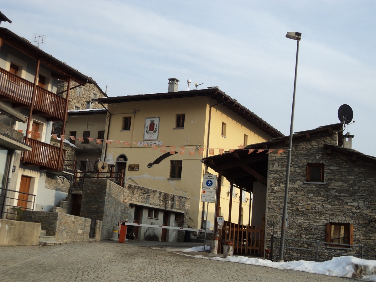 Il primo bambino nato dopo 28 anni E il borgo piemontese va sulla Bbc