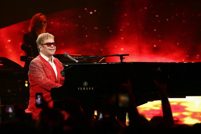 Musica: concerto Elton John a Caracalla il 12 luglio