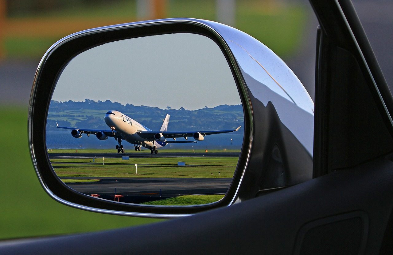 Il mezzo di trasporto più sicuro è l’aereo, garantiscono gli studi
