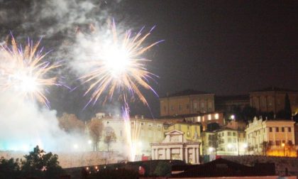 Il Covid annulla feste, botti e fuochi d'artificio nella notte di Capodanno