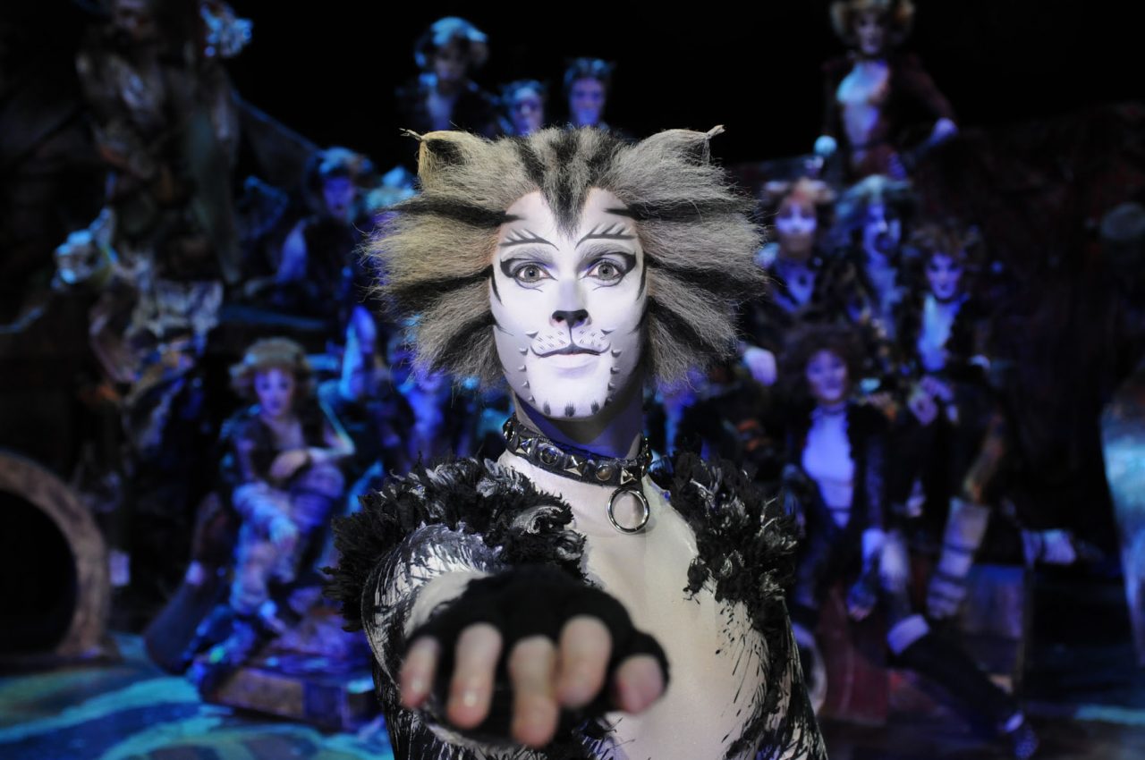 In scena a Milano la magia di Cats il musical entrato nella leggenda