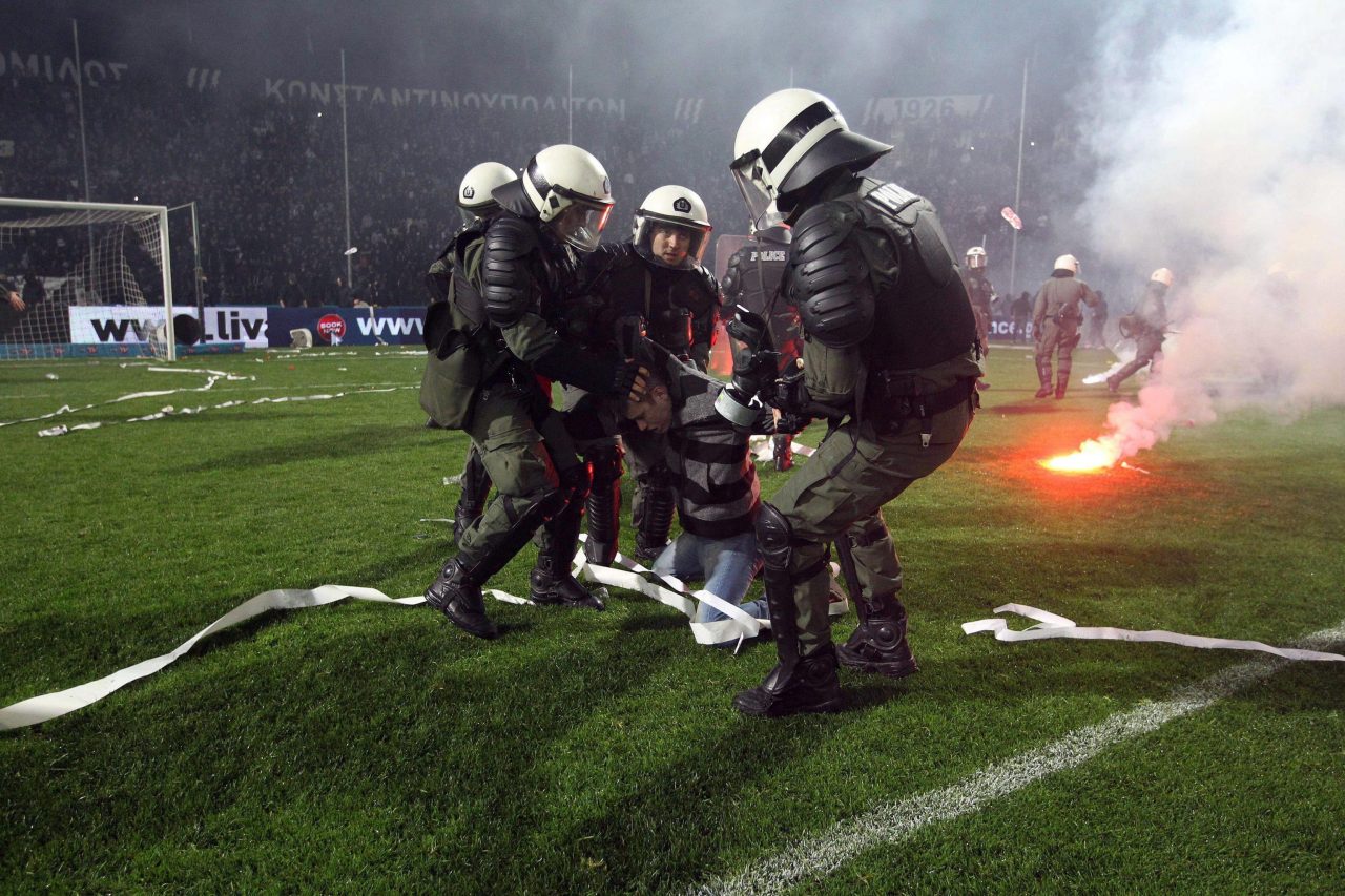 Perché il calcio in Grecia va a rotoli