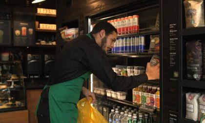 Il nuovo passo etico di Starbucks Ora donerà tutto il cibo invenduto