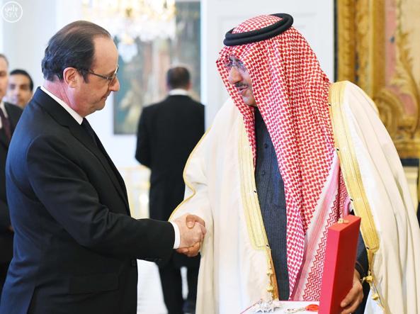 hollande-U431201038627392FwE-U43160585210566pQD-593x443@Corriere-Web-Nazionale
