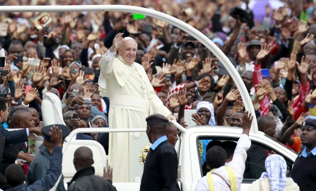 Prima messa di Papa Francesco in Africa