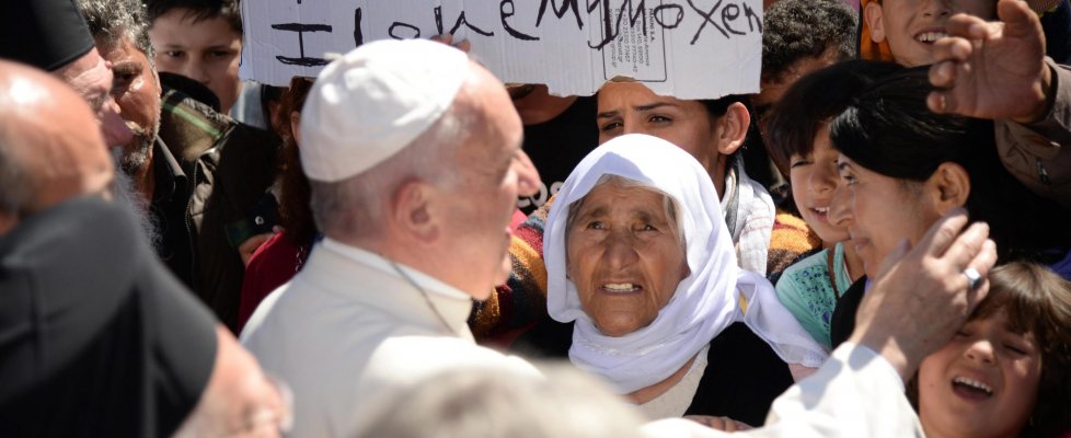 Il viaggio di Francesco a Lesbo come una pagina del Vangelo