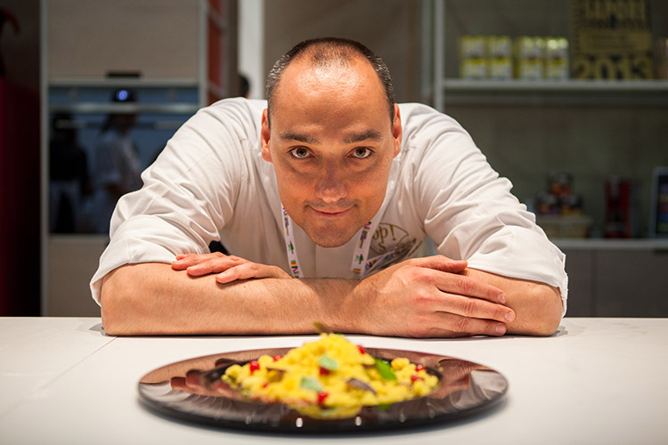 Cucina veg alla mensa dei poveri Ma i senzatetto vogliono la carne