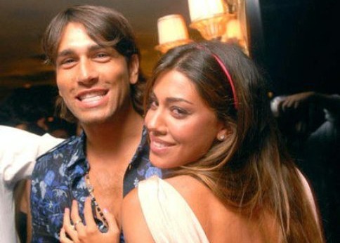 belen-rodriguez-marco-borriello_jpg_485x0_crop_upscale_q85