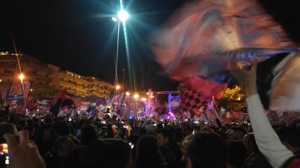 La promozione in A del Crotone Molto più di un successo calcistico