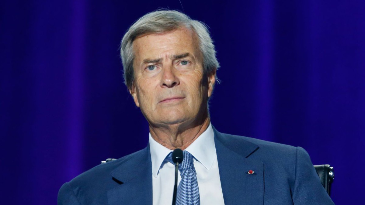 Chi è esattamente Vincent Bolloré che s’è preso Mediaset Premium