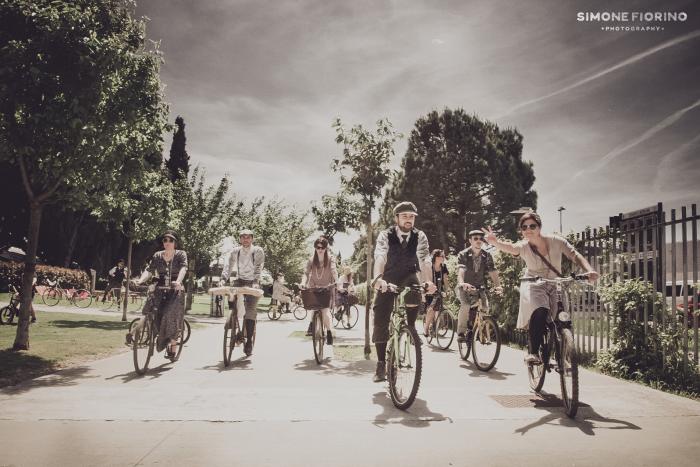 Dressy Ride, una domenica in bici ma con tutto lo stile anni Trenta