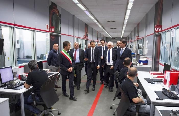 Renzi a Bergamo foto Ansa (9)