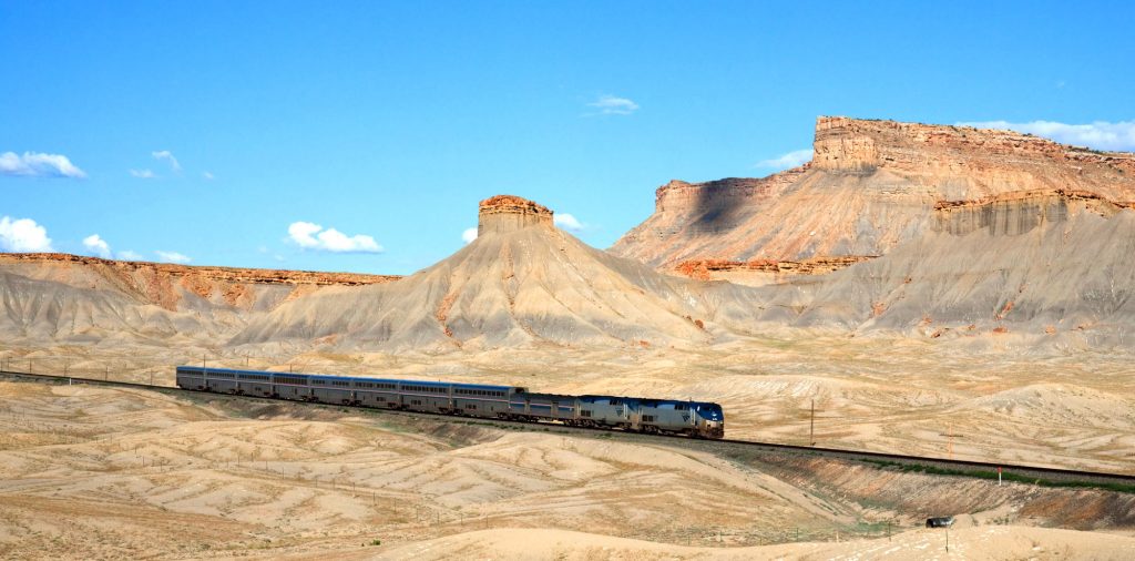 amtrak_california_zephyr_green_river_-_floy_utah