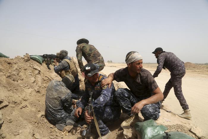 Isis: media, forze irachene entrate a Falluja