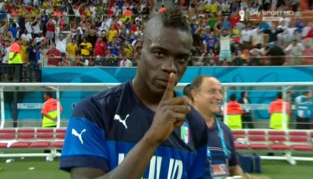 Mondiali: Balotelli; segno di vittoria, poi zittisce tutti