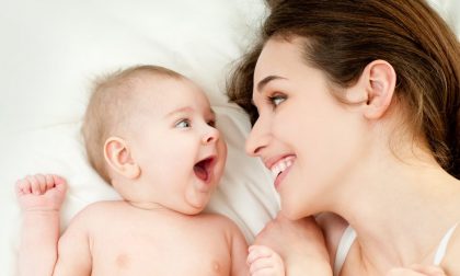 Il miracolo della voce della mamma che attiva cervello ed emozioni