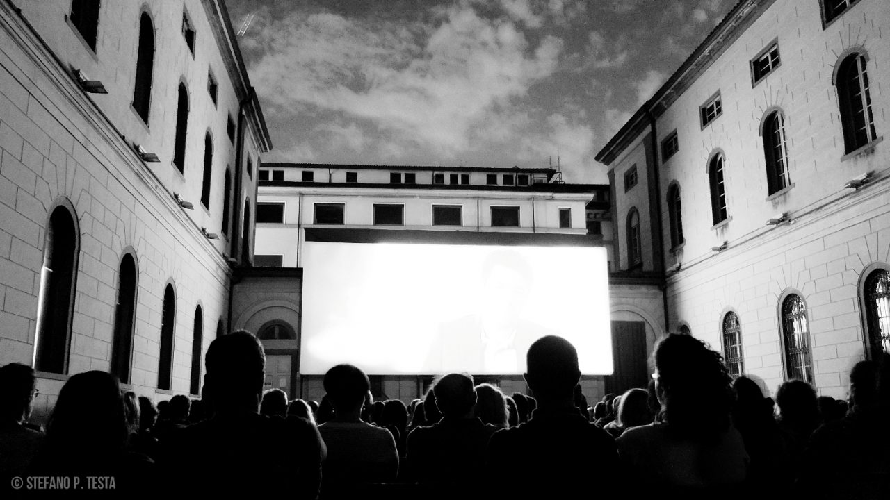 Se vi siete persi qualche bel film tranquilli, torna Esterno Notte