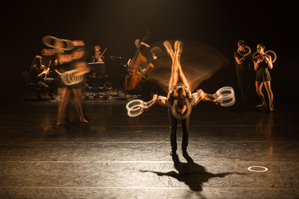 Gandini Juggling (foto Beinn Muir) 2