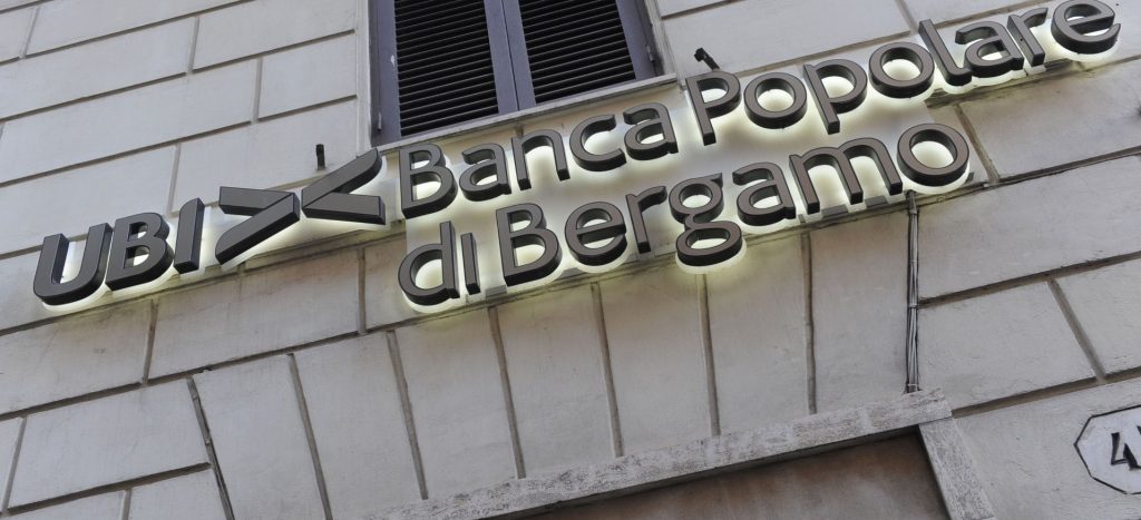 Siamo Arrabbiati Con Ubi E Affini Al Via Il Processo Banca Unica Prima Bergamo