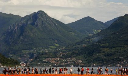 Le critiche alla passerella di Christo firmate Sgarbi e altri (che ne sanno)