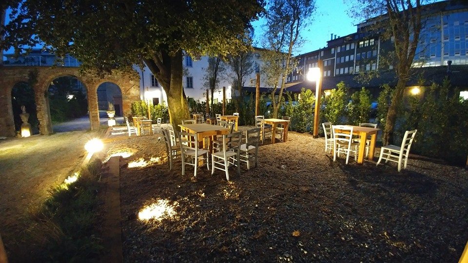 Magus, tra arte e filosofia del cibo Un luogo magico in via Camozzi