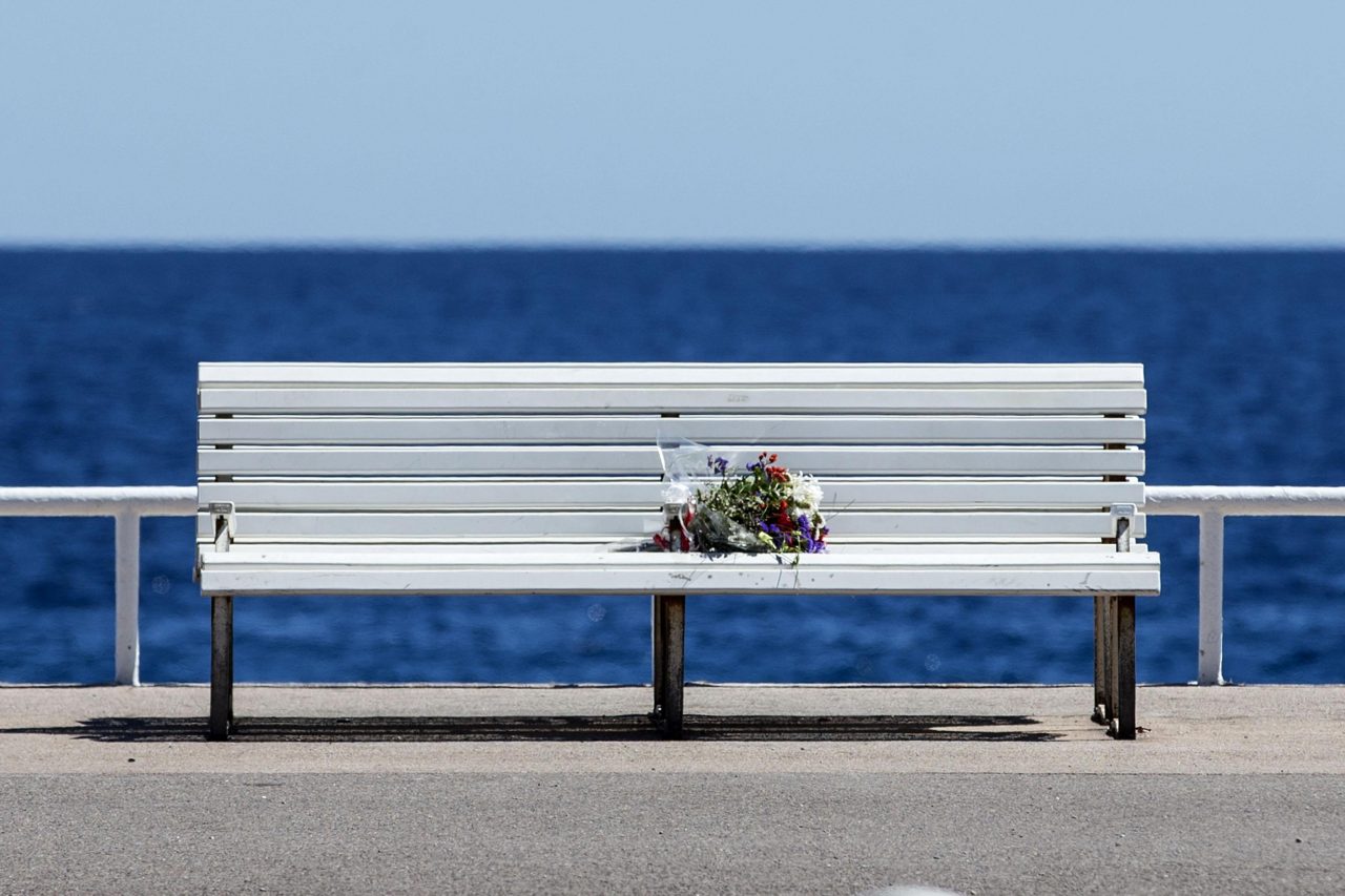 L’Isis rivendica la strage di Nizza Mancano all’appello 20 italiani