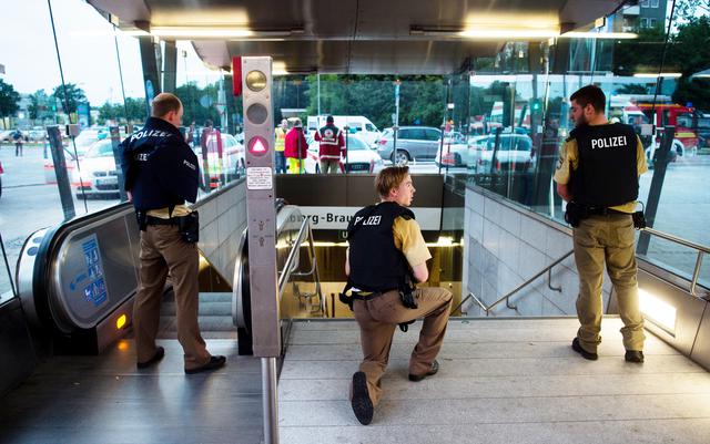 Monaco: tv, attentatore in fuga, metropolitana chiusa