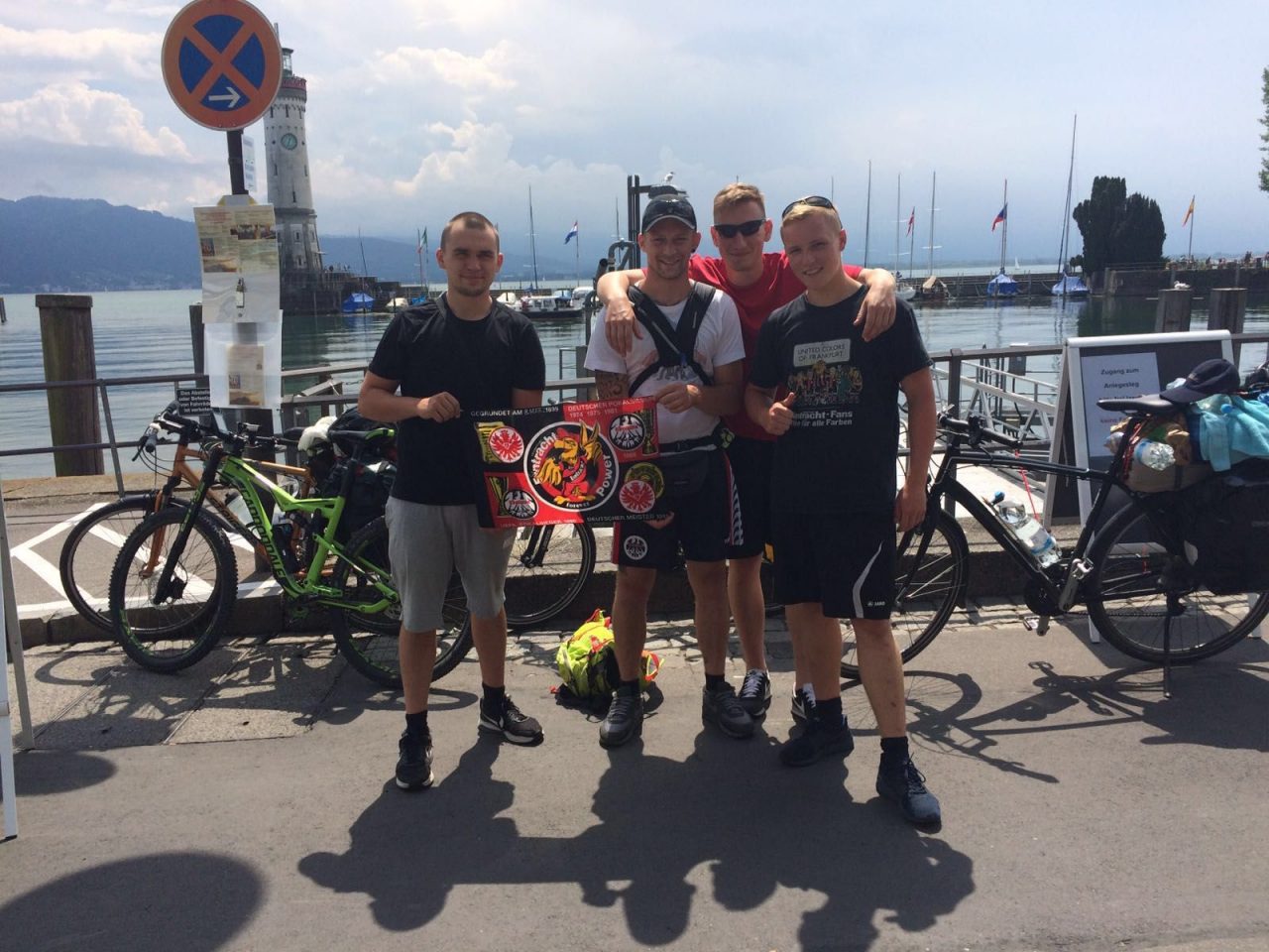 4 tedeschi in bici da Francoforte per Atalanta-Eintracht del 6 agosto