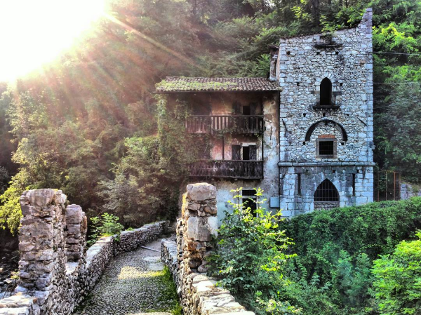 Tesori nascosti in Val Brembana (Clanezzo) – Jessica Manzoni