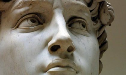 Il David soffre di caviglie deboli e rischia di rompersi dopo secoli